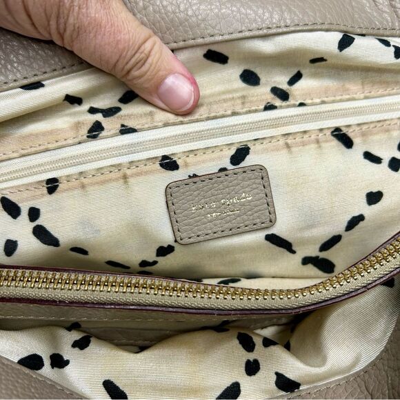 Kate Spade Bag Taupe Gray Leather Satchel, Bexley Stevie, Roomy, Pockets+ - Picture 9 of 9
